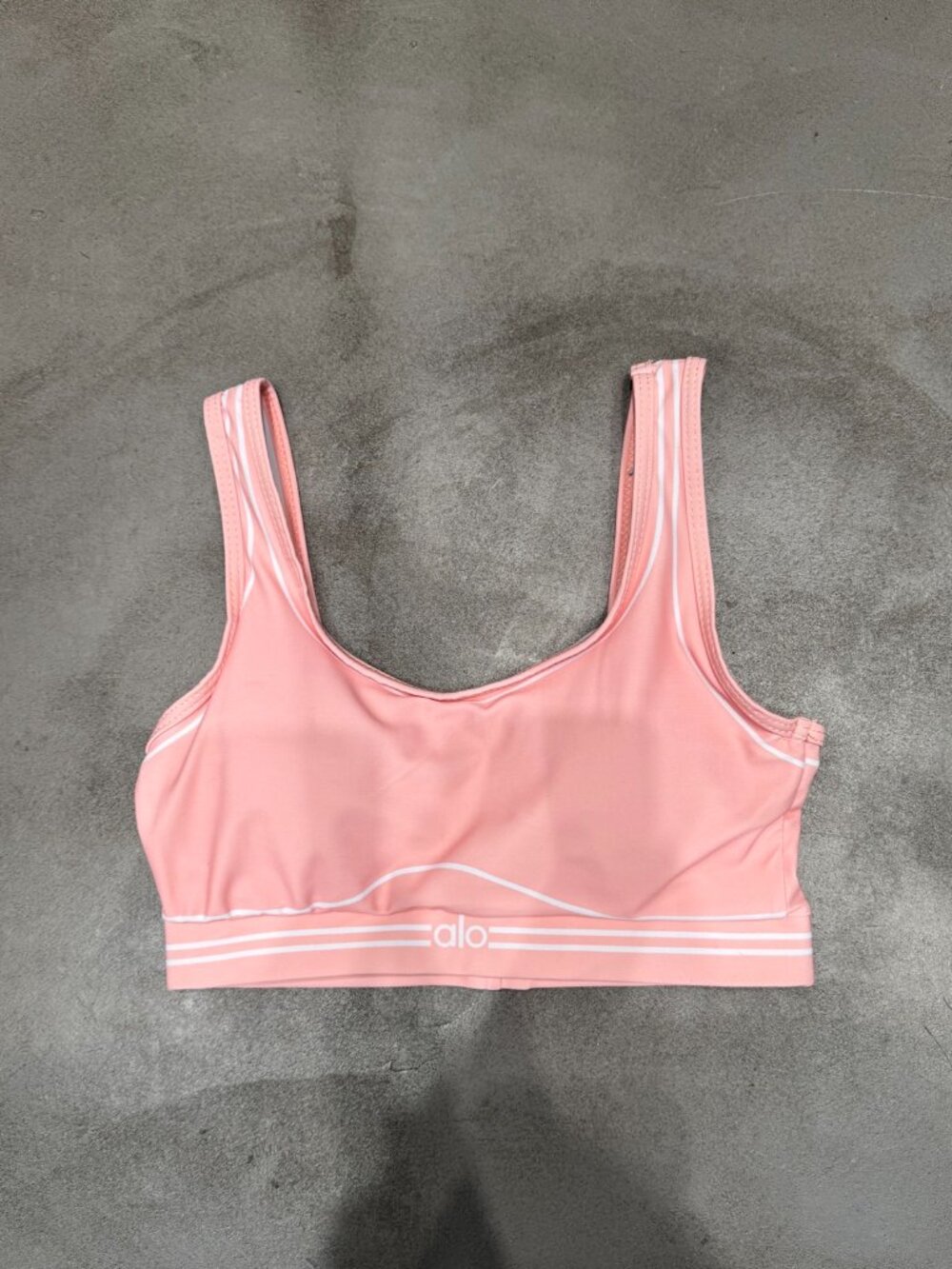 Alo Yoga Pink Tracksuit - Picture 3 of 6